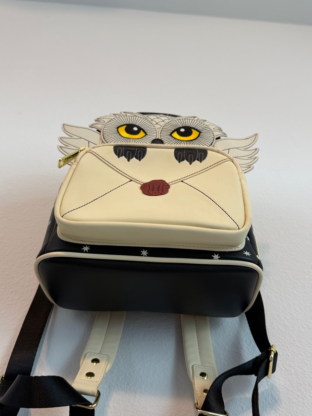 Loungefly Harry Potter Hedwig Owl Envelope Mini Backpack - Picture 4 of 11